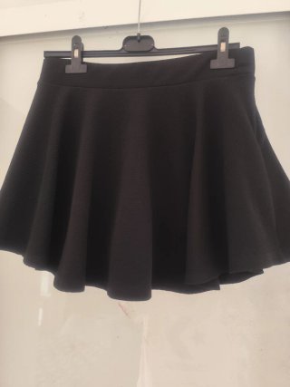 Falda pantalón negra