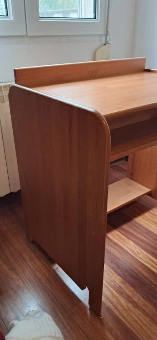 Mesa de Escritorio de Madera
