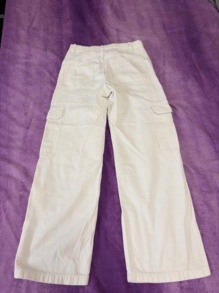 Pantalones cargo blancos