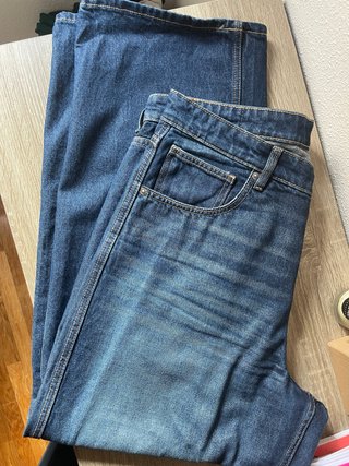 Pantalón vaquero azul oscuro
