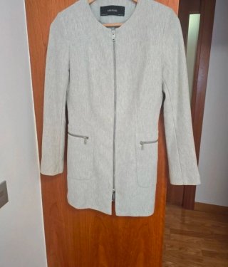 Abrigo Zara Gris
