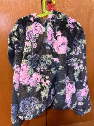 Abrigo Benetton Estampado Floral. Talla 12-14 años