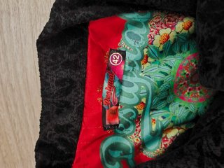 Abrigo Desigual negro estampado