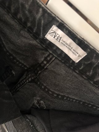 Pantalón corto vaquero negro Zara Largo40