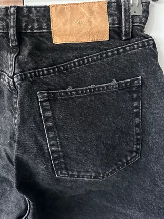 Pantalón corto vaquero negro Zara Largo40