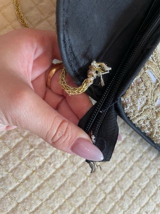 Bolso de fiesta dorado y rojo