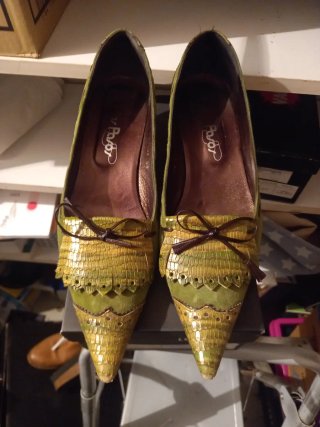 Zapatos Pasos Verdes Talla 41