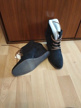 Botines Pull&Bear ante negro