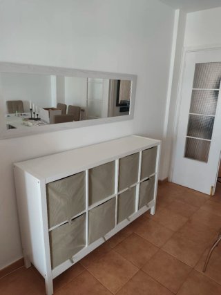 Estantería Blanca con 8 Cajones y Espejo