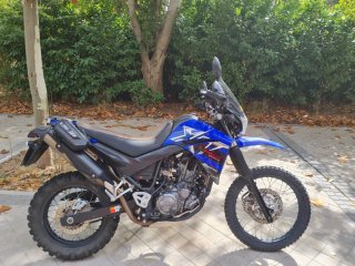 Yamaha XT660R Enduro Azul y Negra