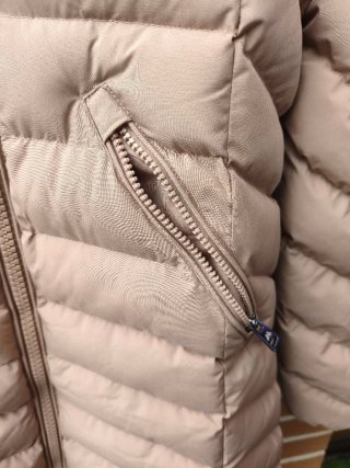 Plumas Superdry Beige