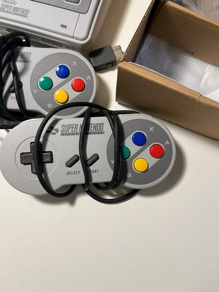 Nintendo Super Nintendo Classic Mini + Caja