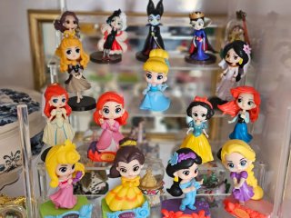 Colección 15 Mini Figuras Princesas con Expositor