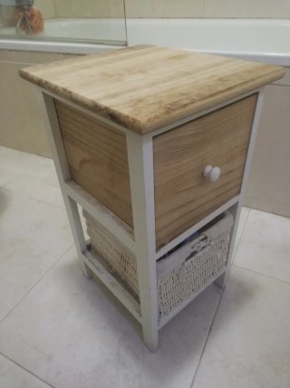 Mueble de baño madera y mimbre