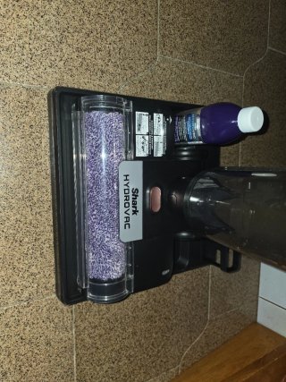 Shark HydroVac aspirapolvere