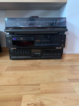 Equipo de música Technics y Sony