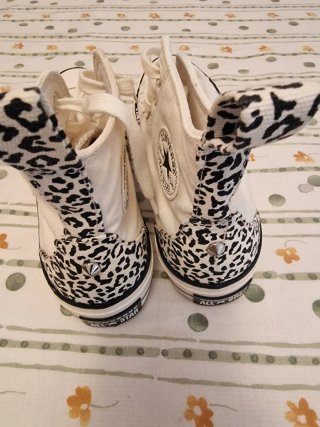 Converse Mujer Talla 36.5 Beige/Blanco