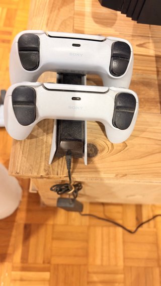 PS5 (PlayStation 5) con Mando y Juegos