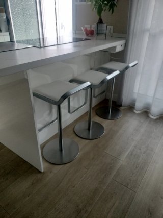Set de 3 Taburetes de Cocina Modernos de diseño.