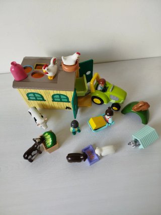 Playmobil Junior 71656 Granja con Tractor NUEVO