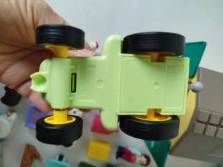 Playmobil Junior 71656 Granja con Tractor NUEVO