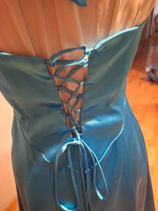 Vestido azul brillante halter