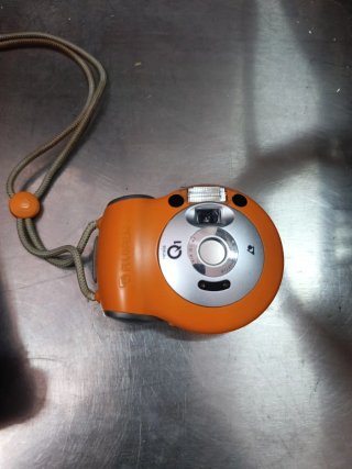 Cámara Fujifilm Nexia Q1 Naranja