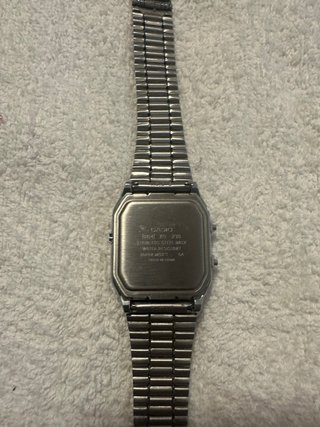 Reloj Casio Analógico-Digital Plateado