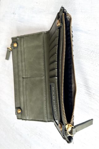 Monedero cartera Parfois verde oliva L nuevo