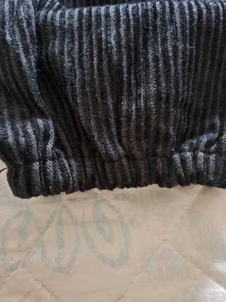 Pantalón Negro bombacho de pana Zara 7 años