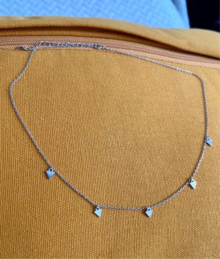 Collar de Plata con Detalles