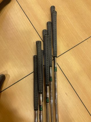 Conjunto de palos de golf Power Play System 3000.