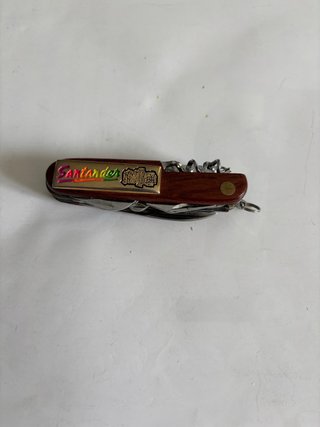 Navaja Multiusos con Mango de Madera