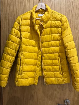Chaqueta Acolchada Amarilla Sfera talla L