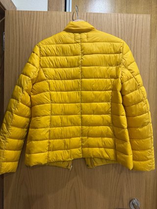 Chaqueta Acolchada Amarilla Sfera talla L