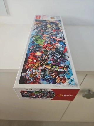 Puzzle Marvel Panorama 1000 piezas. Sin usar