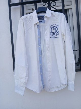 Cuatro camisas de hombre