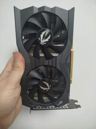 Tarjeta Gráfica Zotac RTX 2060 Averiada