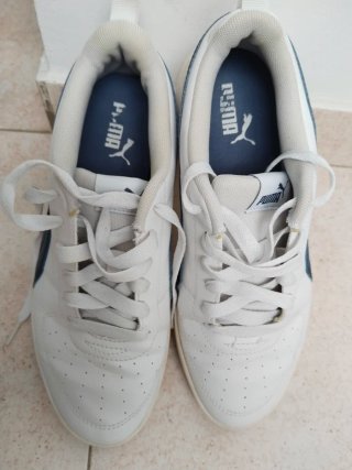 Zapatillas Puma Blancas y Azules