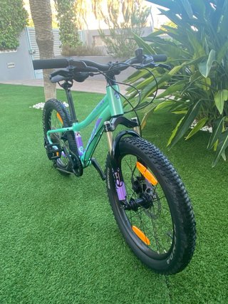 Bicicleta Infantil Ghost Lanao 20 Full Party