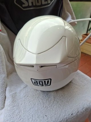 Casco de moto AGV blanco