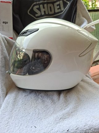 Casco de moto AGV blanco