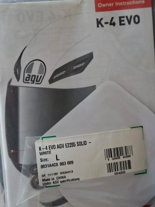 Casco de moto AGV blanco