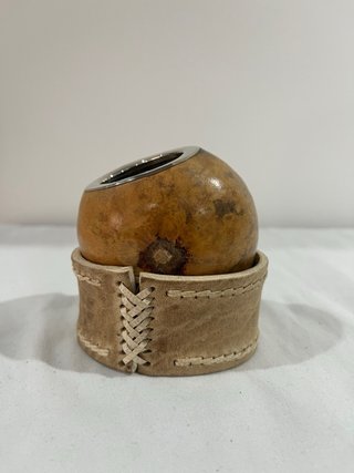 Mate de calabaza con virola de metal