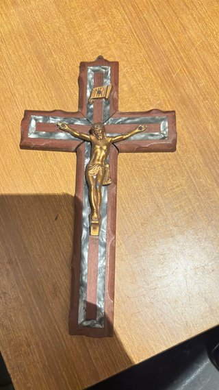 Crocefisso antico in legno e metallo