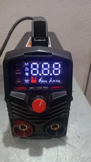 Soldadora de electrodos y TIG lift