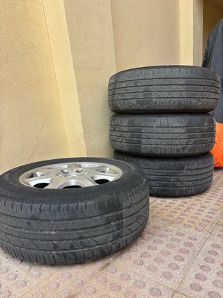 Llantas Mercedes 225/60 R16