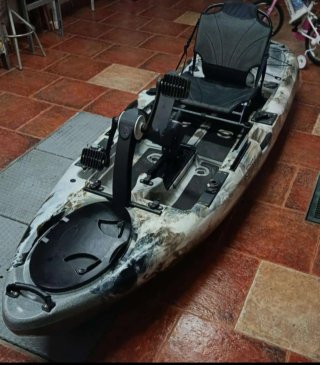 Kayak de Pesca Matrix con Motor y Sonda