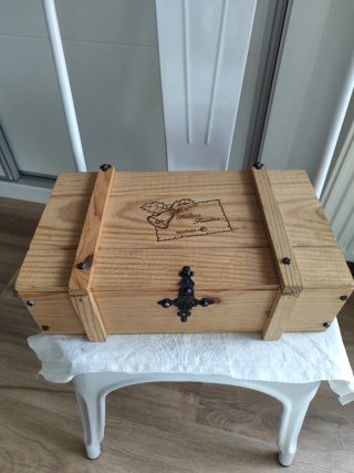 Caja de Madera Rústica Vintage