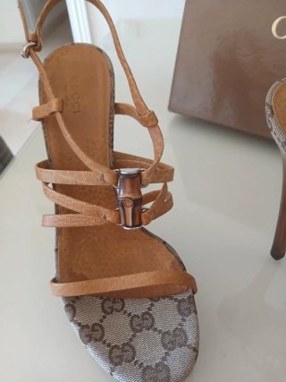 Sandalias Gucci Tacon Alto Carey